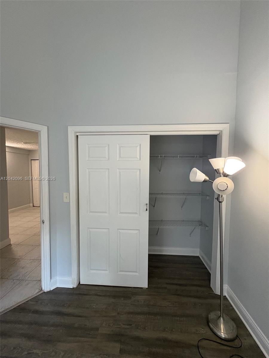 2309 Nw 55th Avenue Property Photo 3