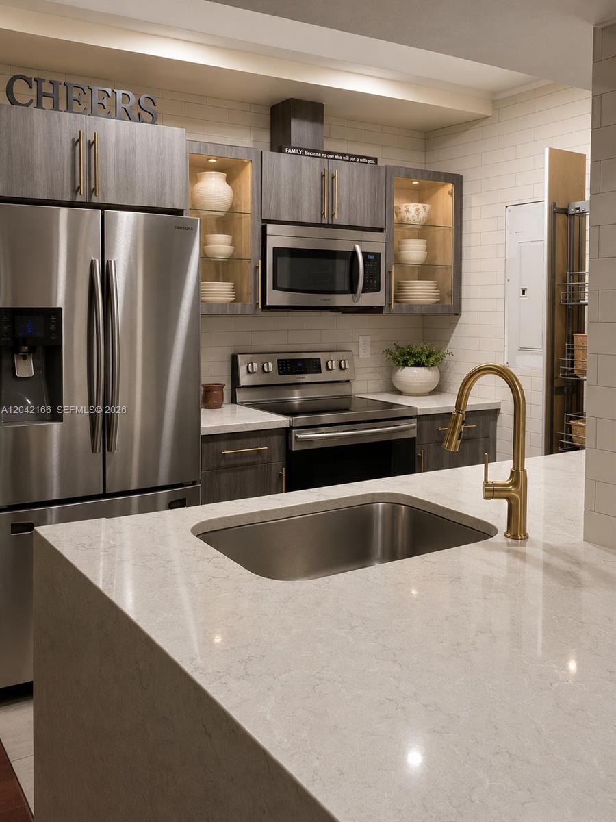A12042166 Property Photo 5