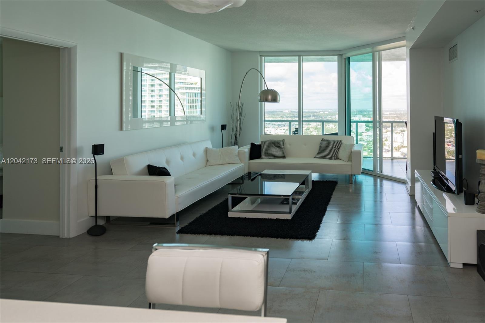 A12042173 Property Photo 2