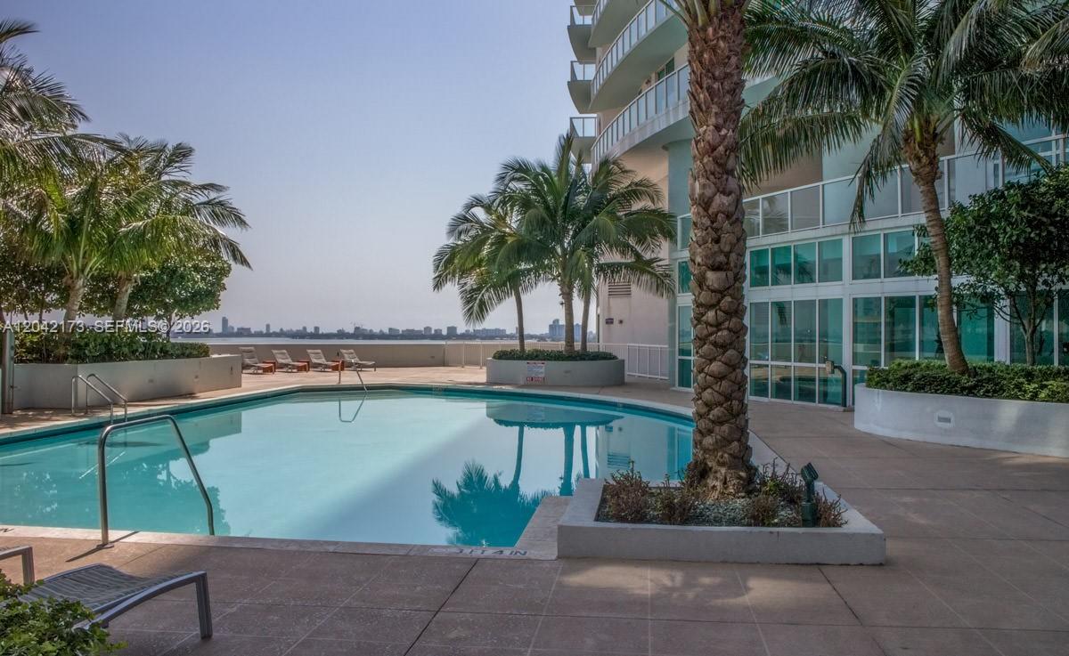 A12042173 Property Photo 31