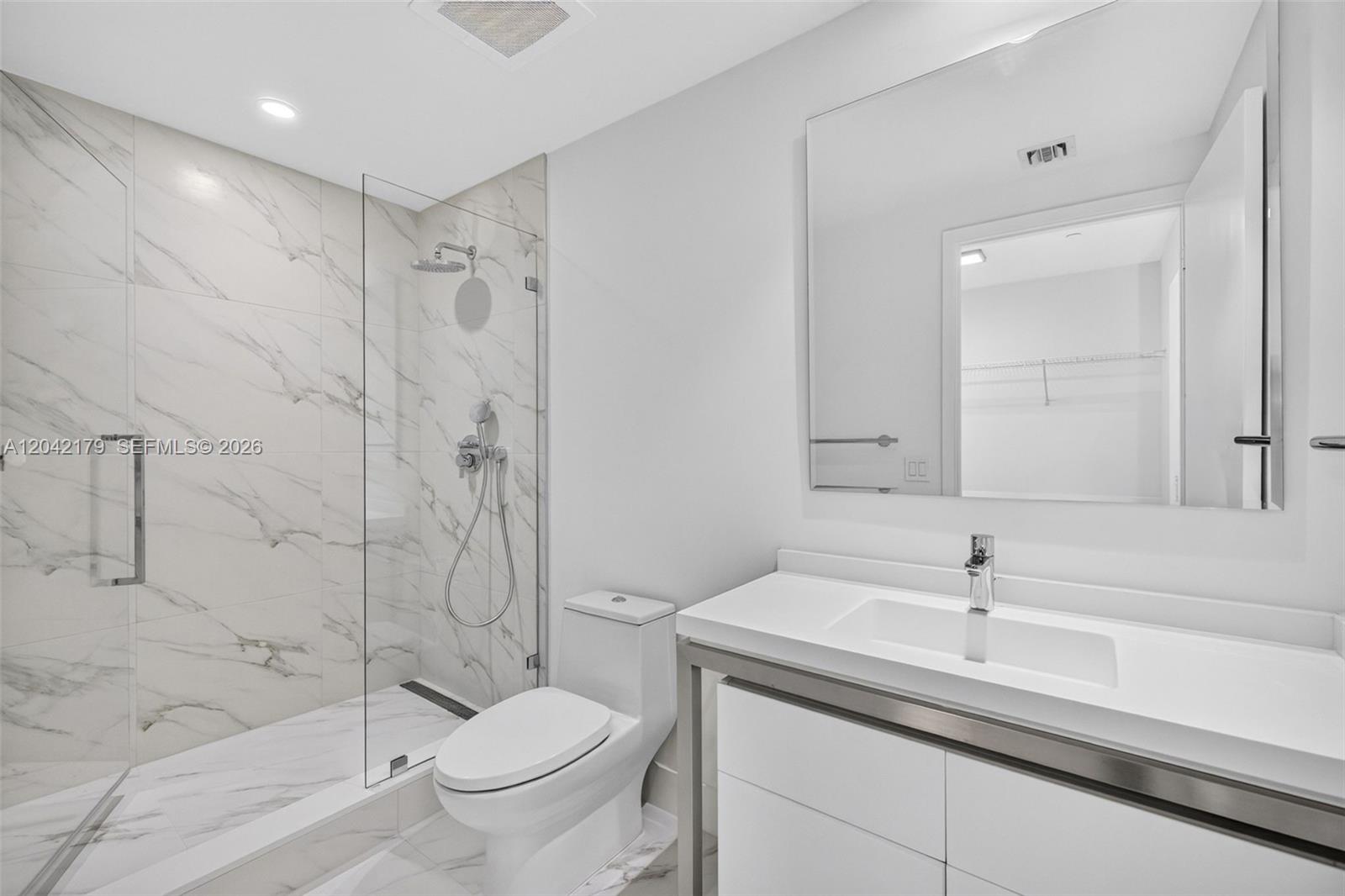 2000 Metropica Way 215 Property Photo 26