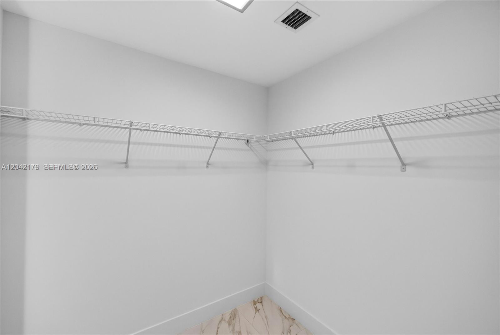 2000 Metropica Way 215 Property Photo 28