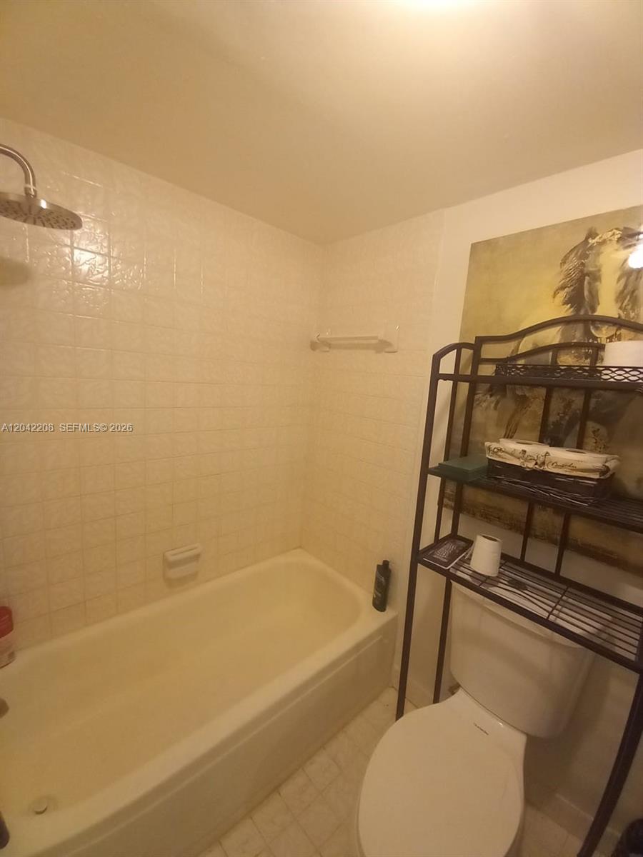 18021 Biscayne Boulevard 1101 Property Photo 10