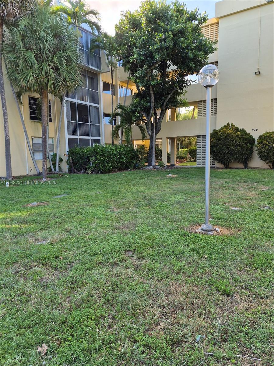 942 Ne 199th Street 4g Property Photo 4