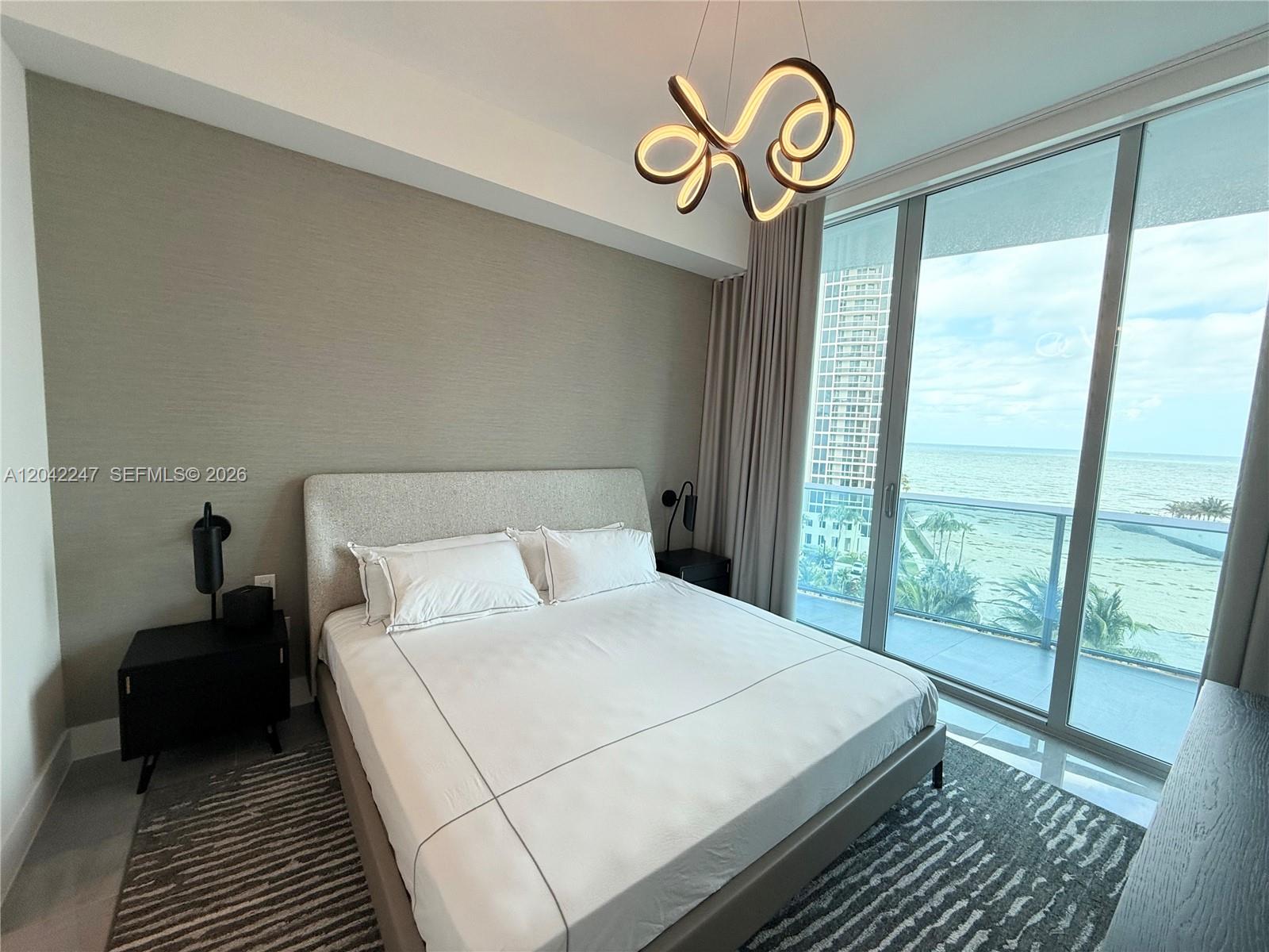 17550 Collins Avenue 702 Property Photo 14