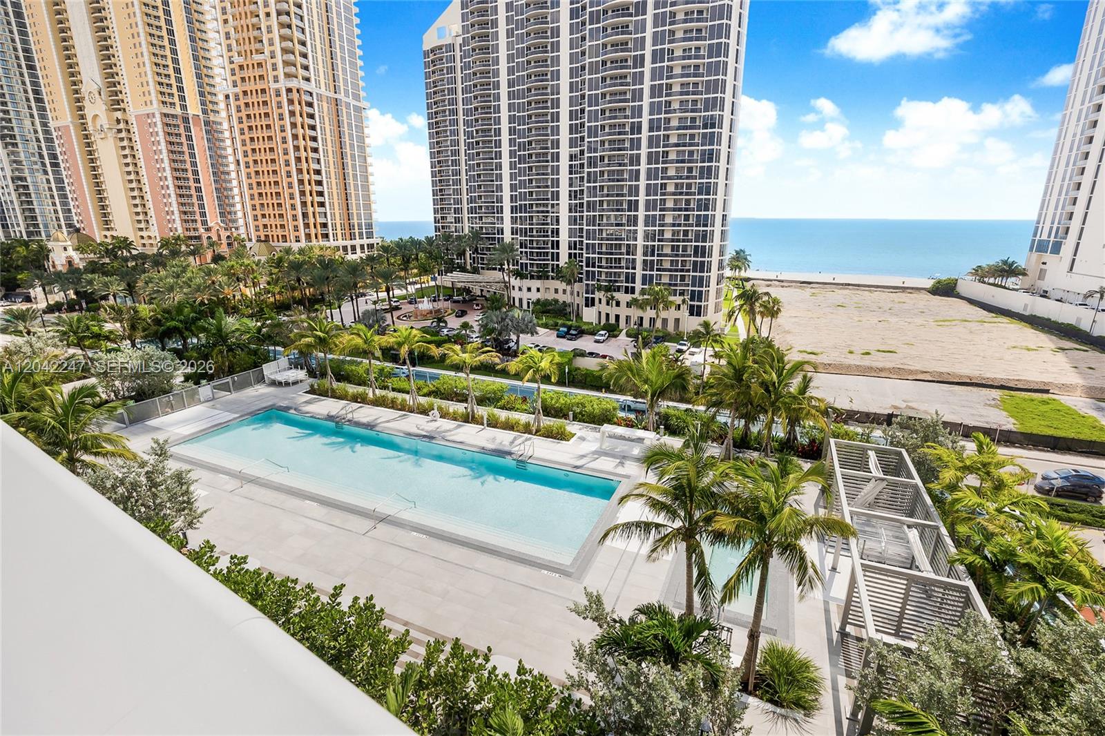 17550 Collins Avenue 702 Property Photo 17