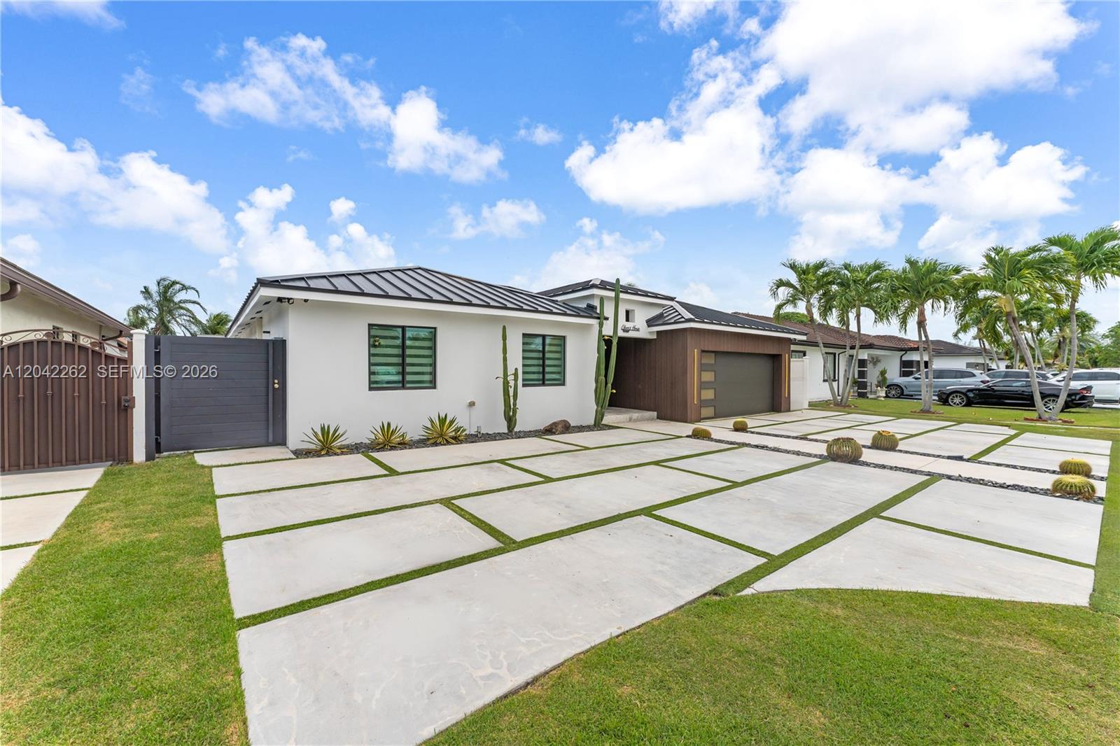 12772 Sw 209th Street Property Photo 2