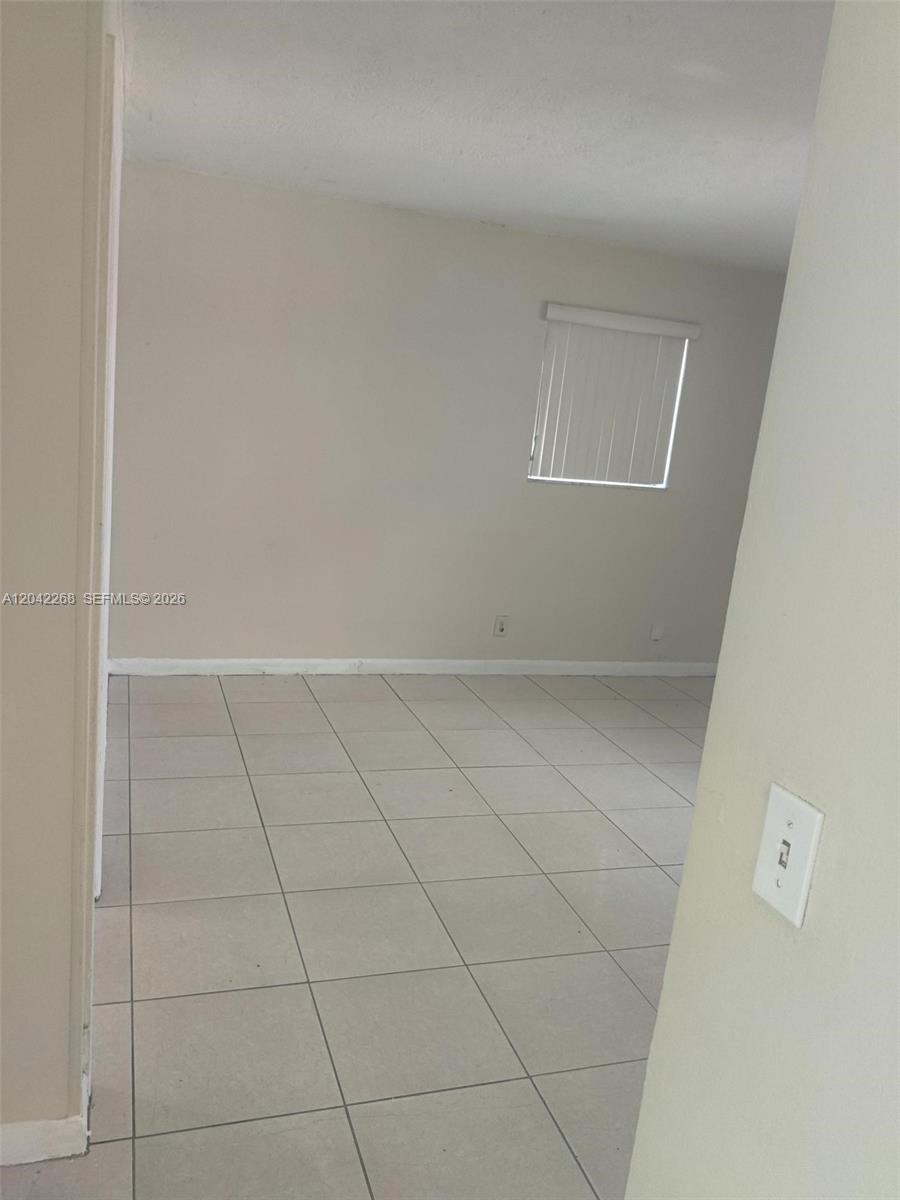 844 Sw 10th Street 3 Property Photo 9