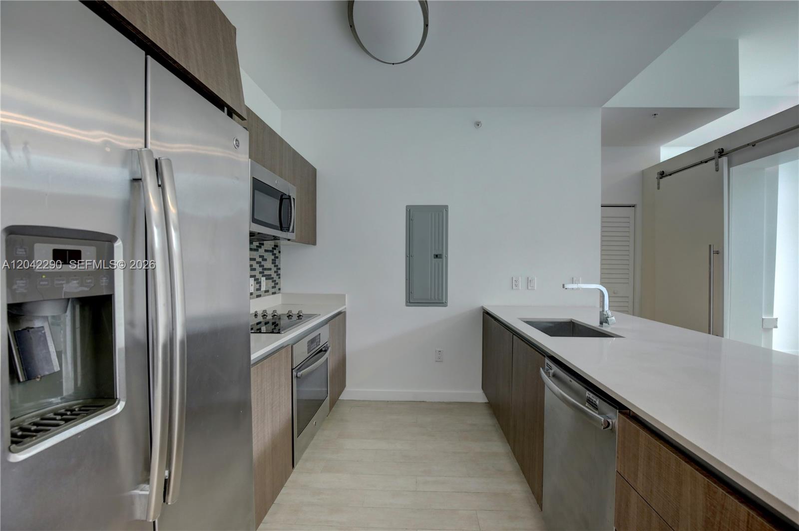 1600 Sw 1st Avenue Th-09 Property Photo 2