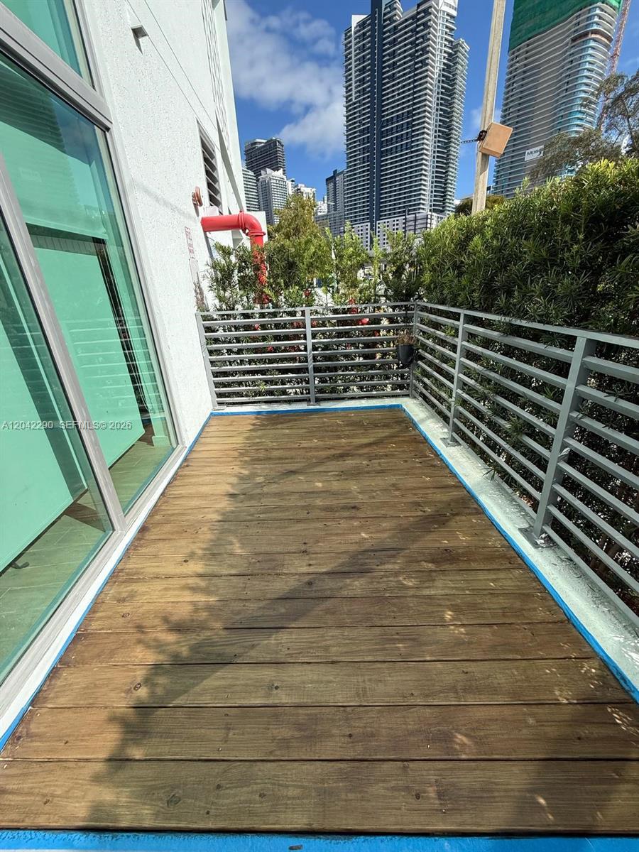 1600 Sw 1st Avenue Th-09 Property Photo 24