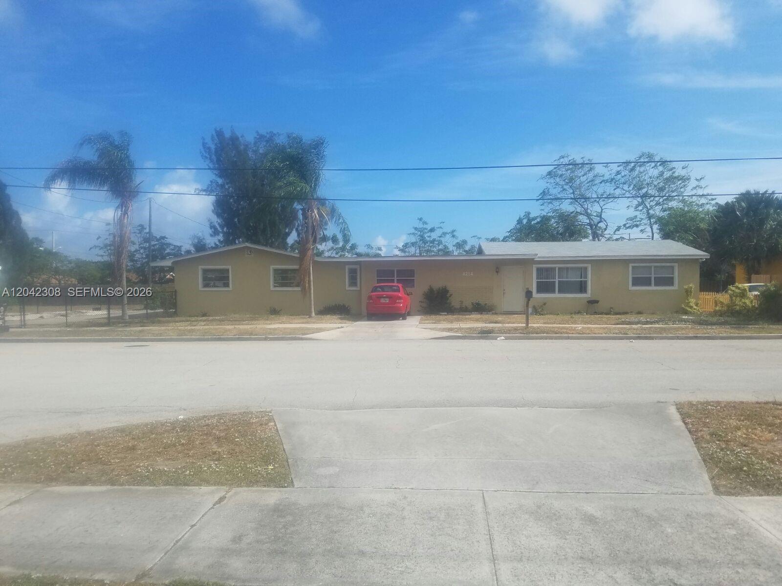 4214 Greenwood Avenue Property Photo 1