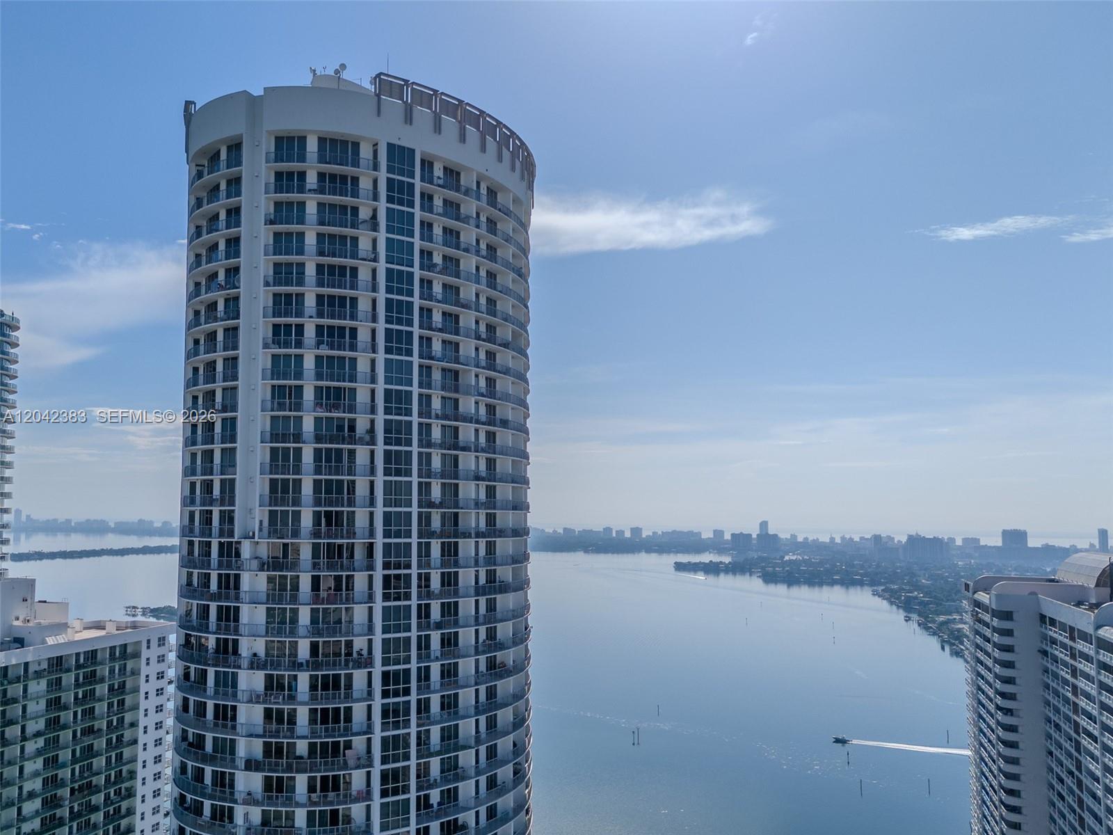 1750 N Bayshore Drive 5212 Property Photo 1