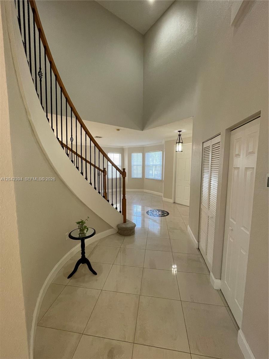 A12042394 Property Photo 17