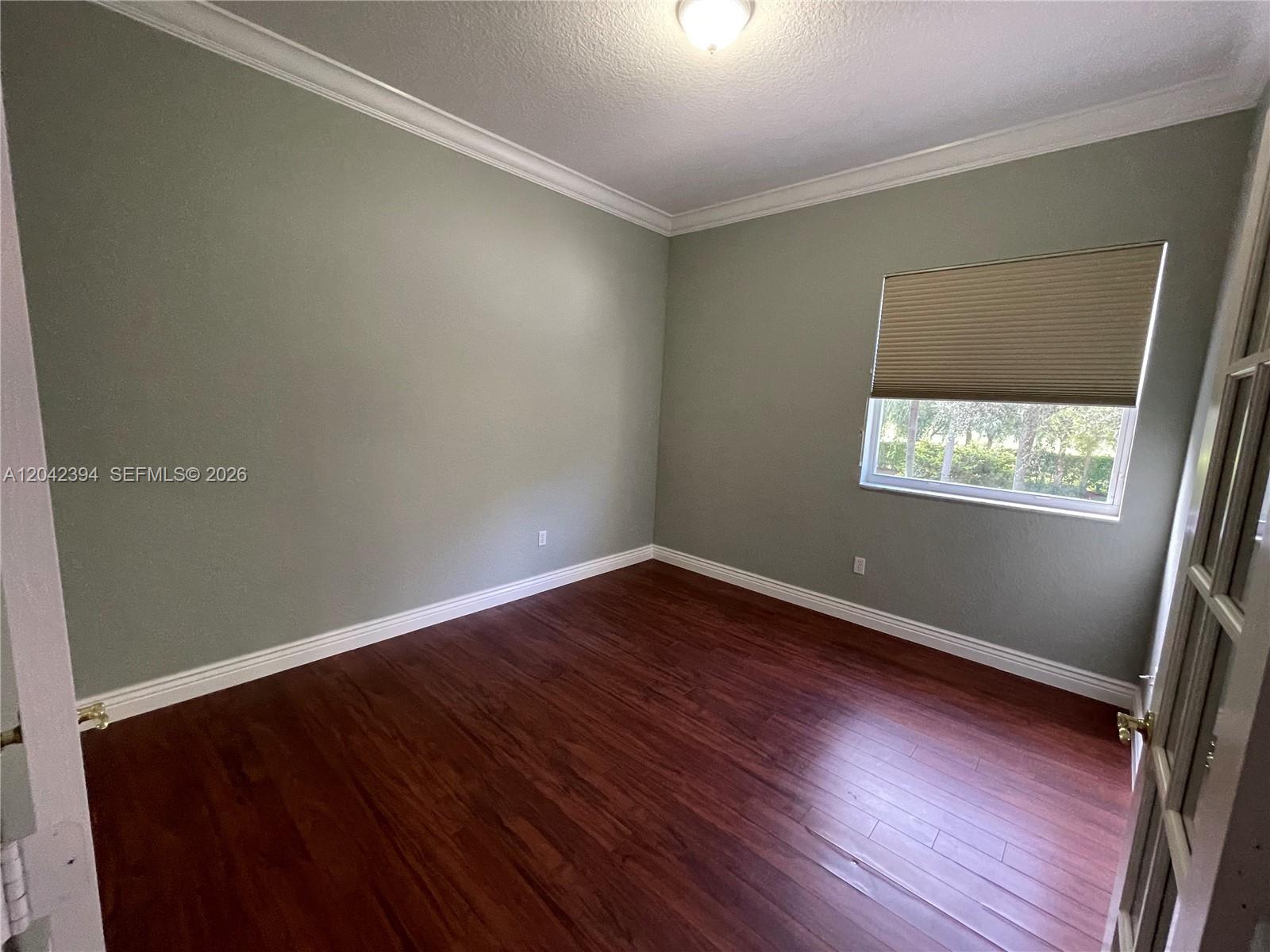 A12042394 Property Photo 26