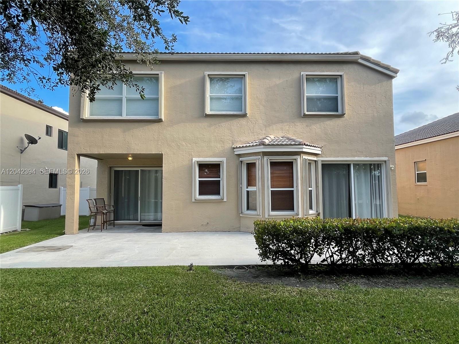 A12042394 Property Photo 45