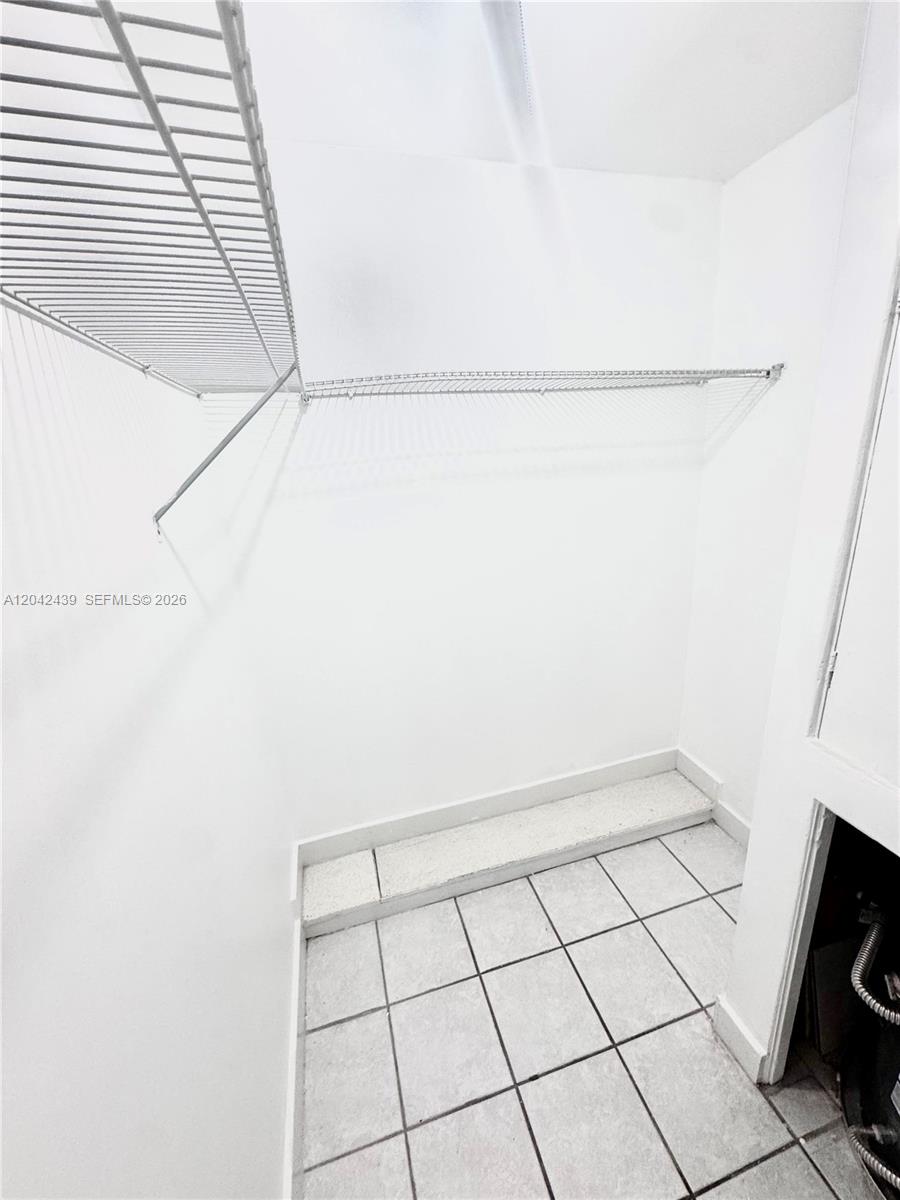 2732 Sw 22nd Street 3 Property Photo 9