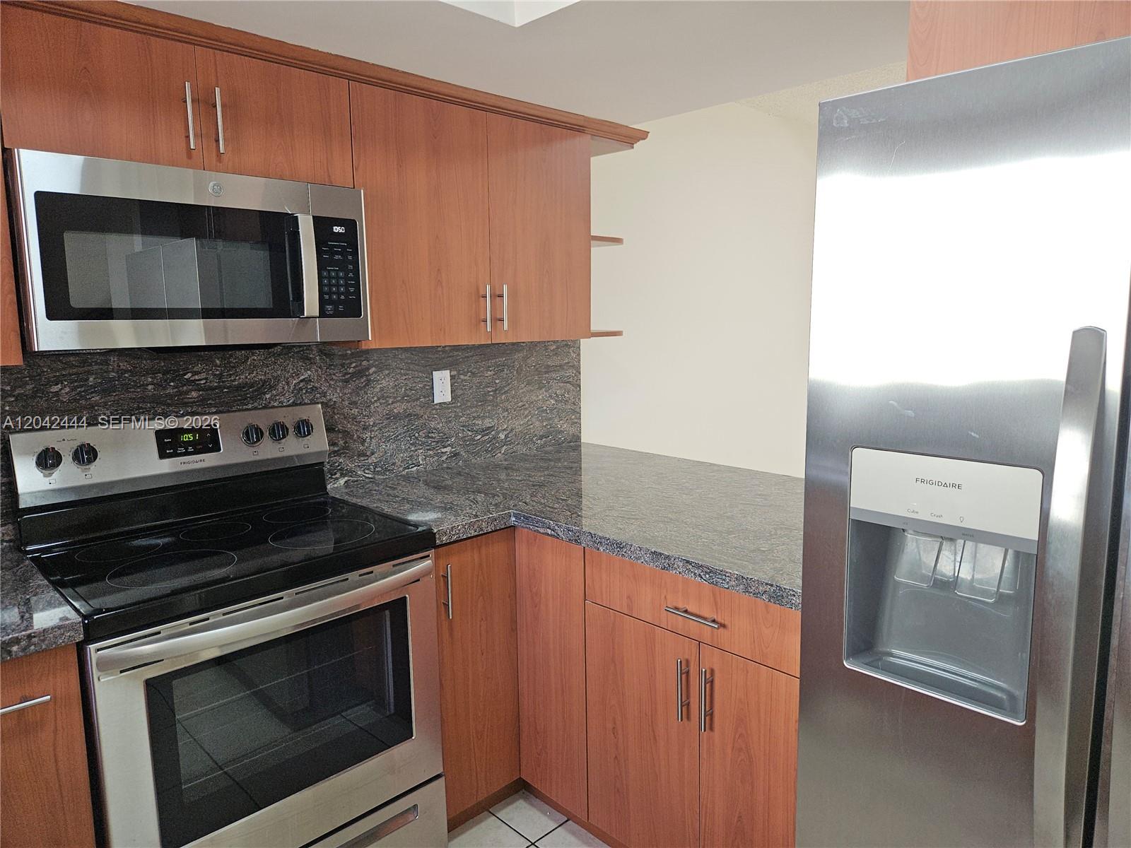 11071 Nw 7th Street 104-15 Property Photo 12