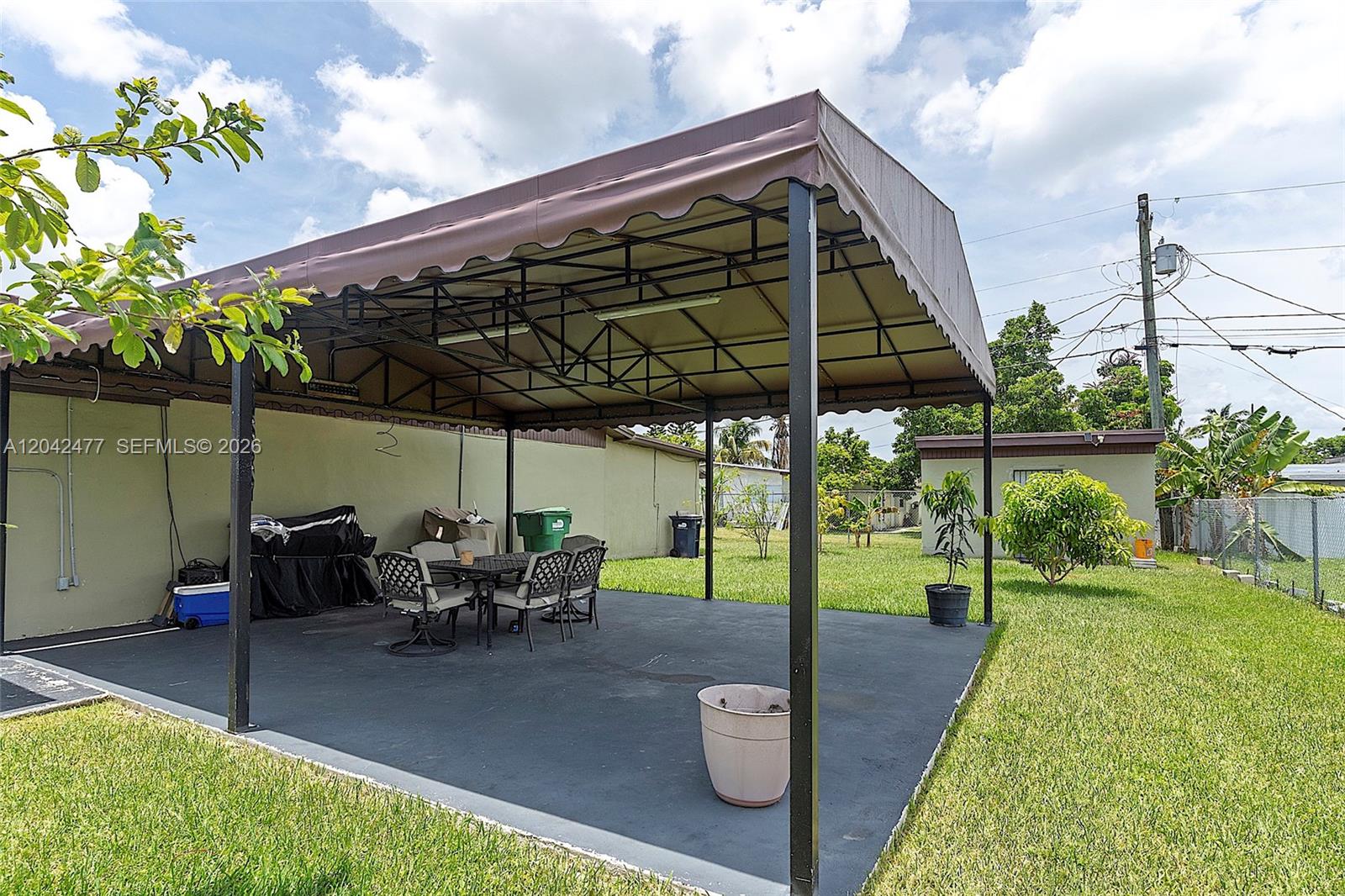 A12042477 Property Photo 3