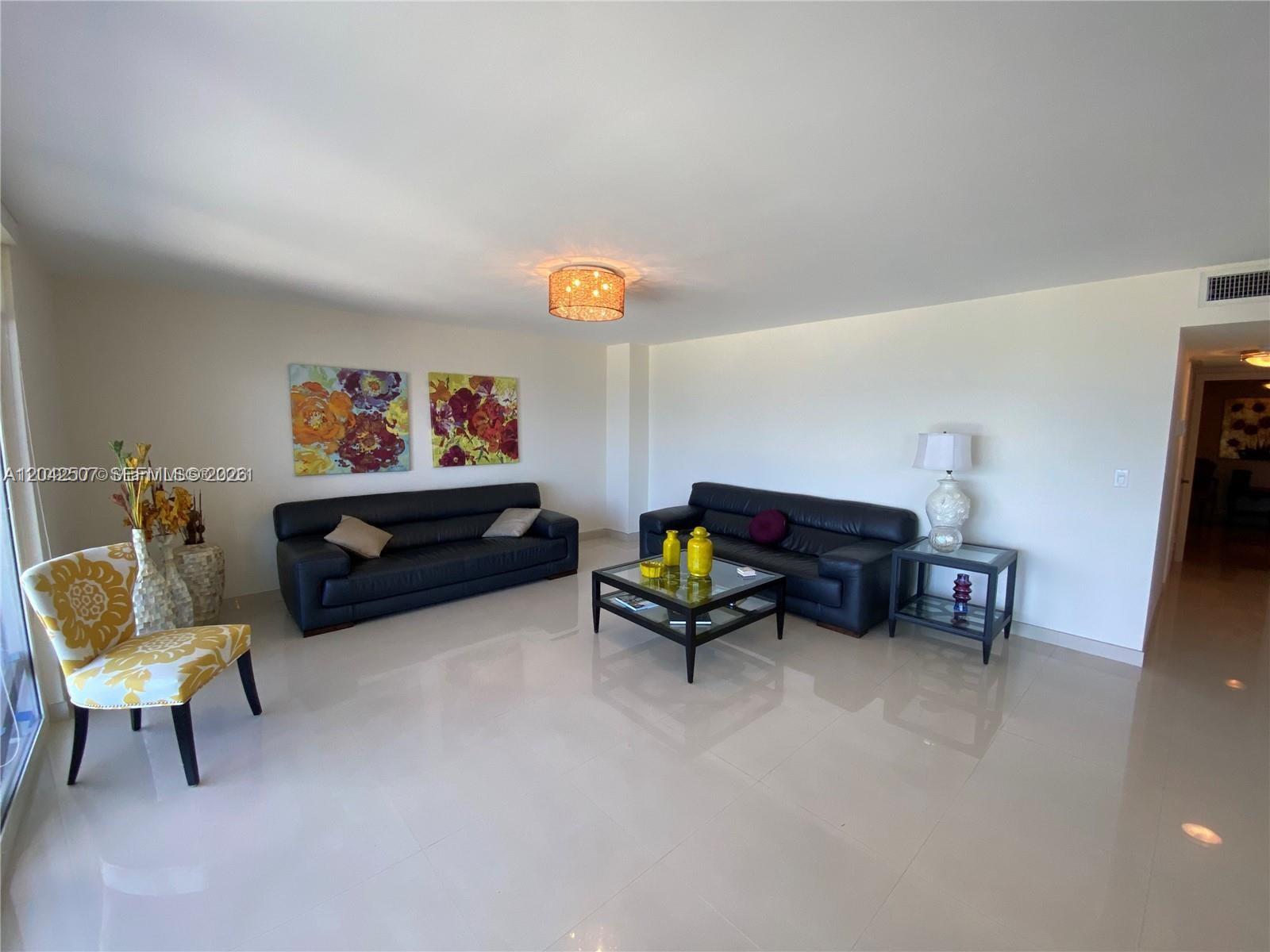 2030 S Ocean Drive 412 Property Photo 10