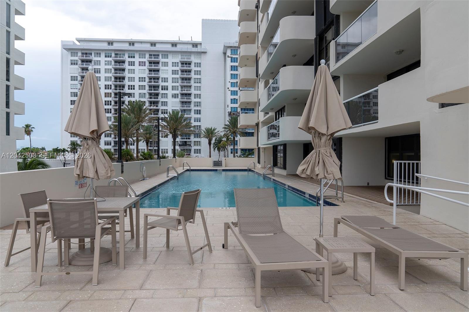 5757 Collins Avenue 1604 Property Photo 10