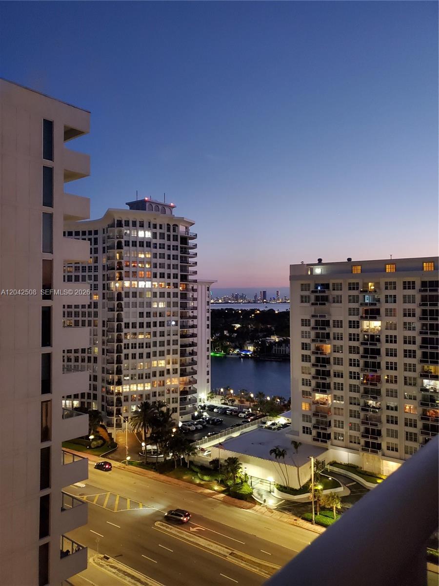 5757 Collins Avenue 1604 Property Photo 38