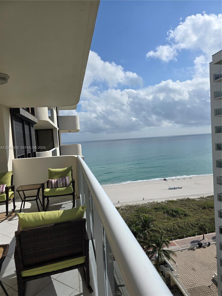 5757 Collins Avenue 1604 Property Photo 40