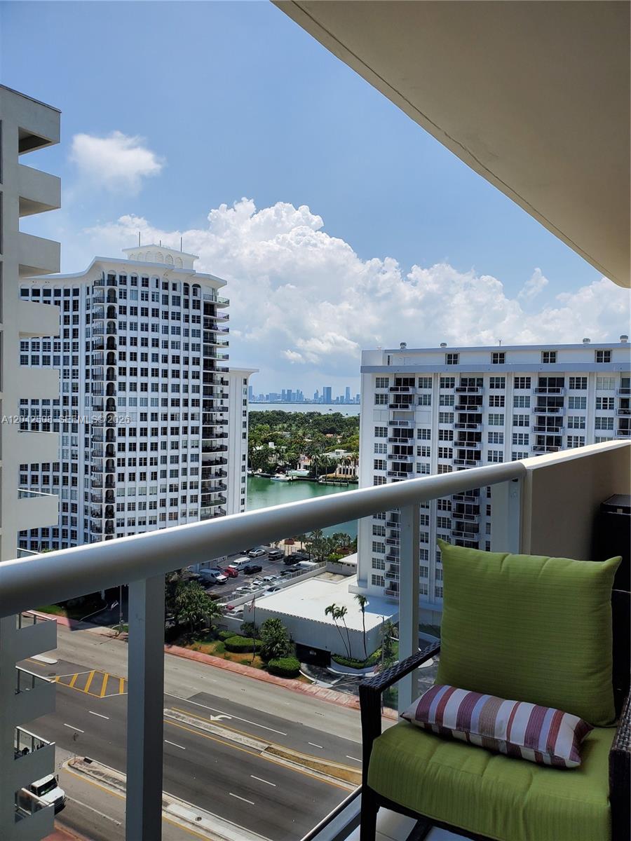 5757 Collins Avenue 1604 Property Photo 42
