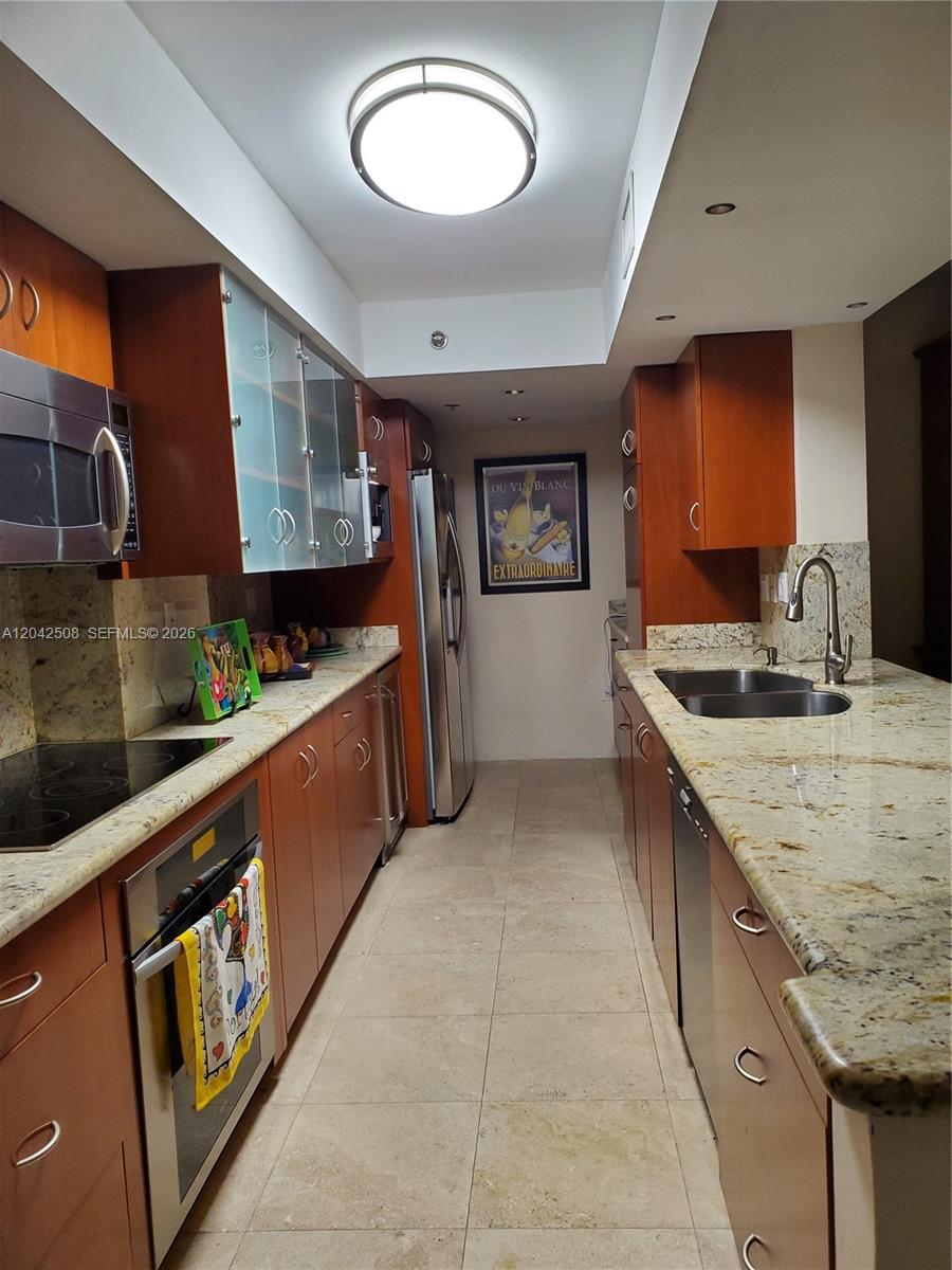 5757 Collins Avenue 1604 Property Photo 46