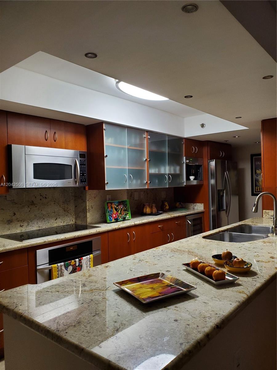 5757 Collins Avenue 1604 Property Photo 47