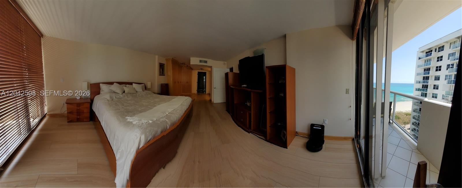 5757 Collins Avenue 1604 Property Photo 48