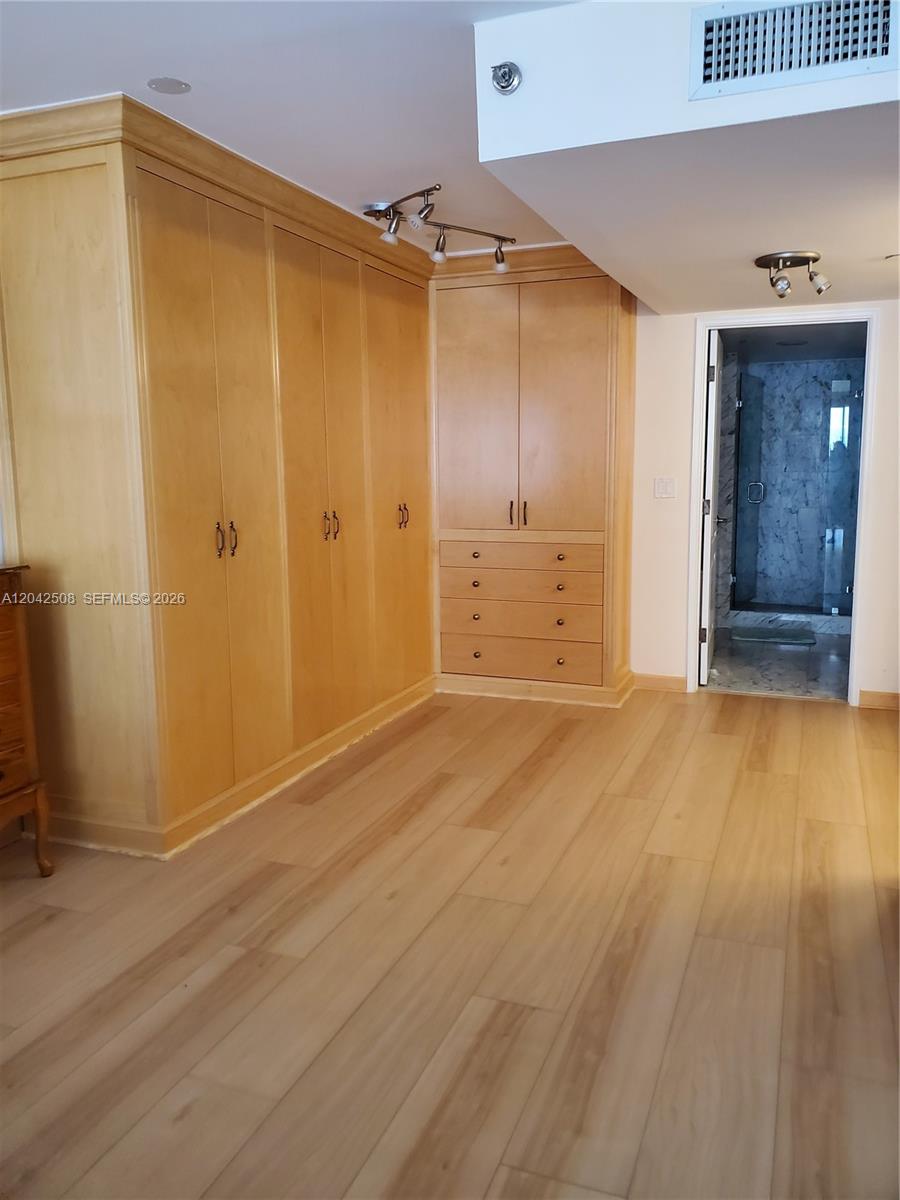 5757 Collins Avenue 1604 Property Photo 49