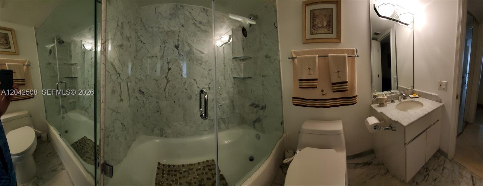 5757 Collins Avenue 1604 Property Photo 56