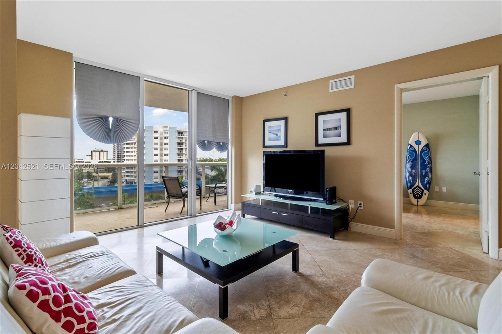 1800 S Ocean Drive 608 Property Photo 3