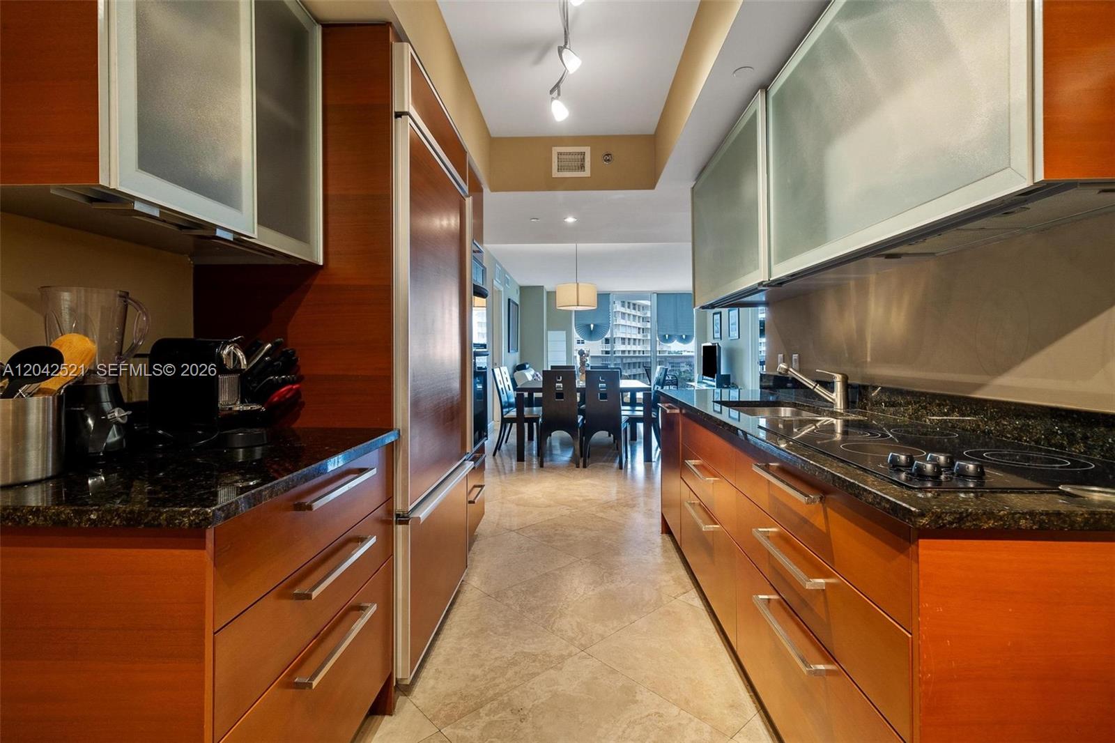 1800 S Ocean Drive 608 Property Photo 7