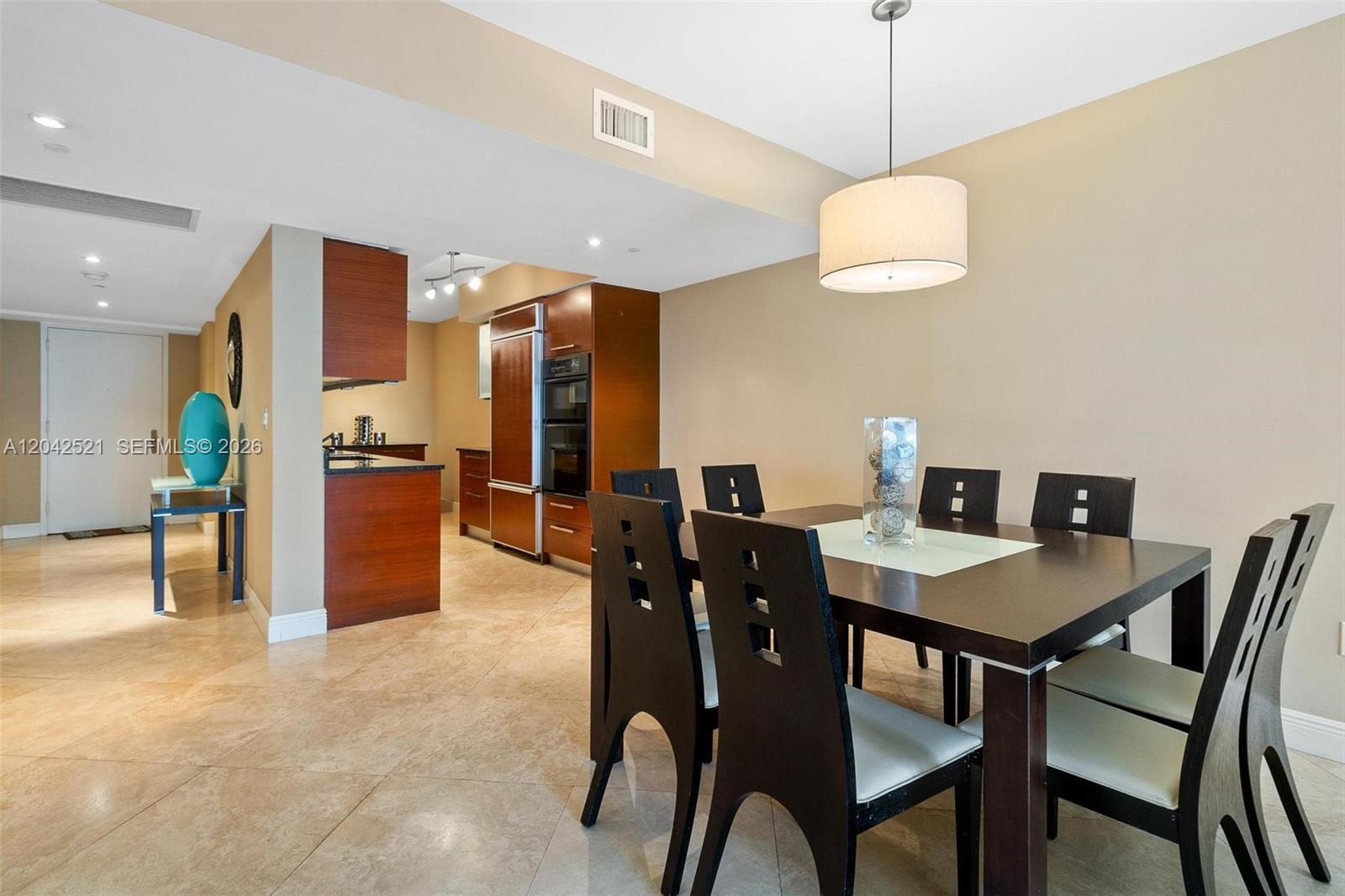 1800 S Ocean Drive 608 Property Photo 11