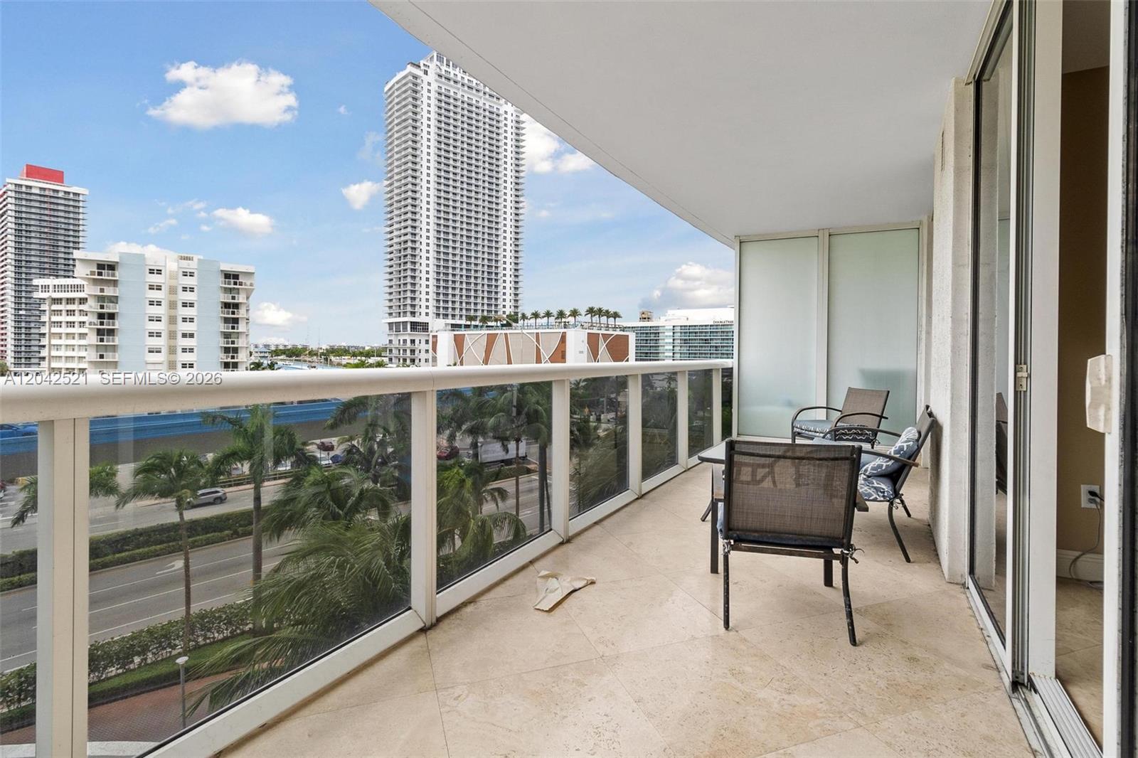 1800 S Ocean Drive 608 Property Photo 21