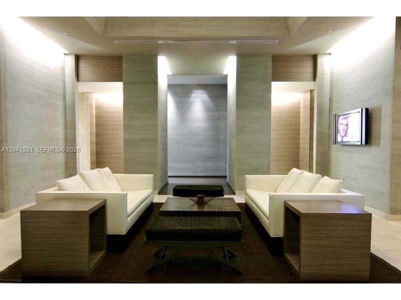 1800 S Ocean Drive 608 Property Photo 39