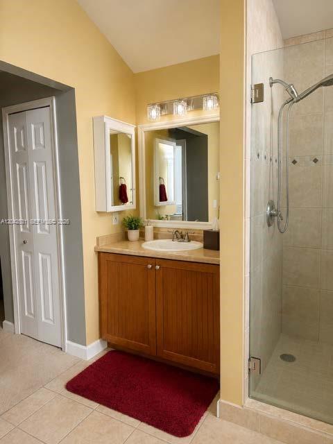 4351 Leicester Court Property Photo 8