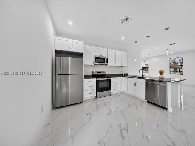 928-930 Hepburn Avenue Property Photo 27
