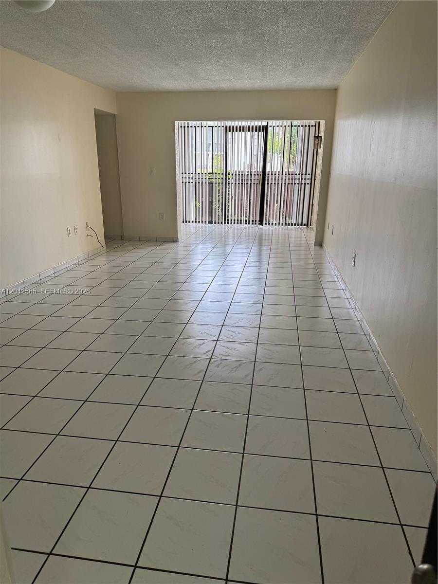 9429 Fontainebleau Boulevard 105-33 Property Photo 4