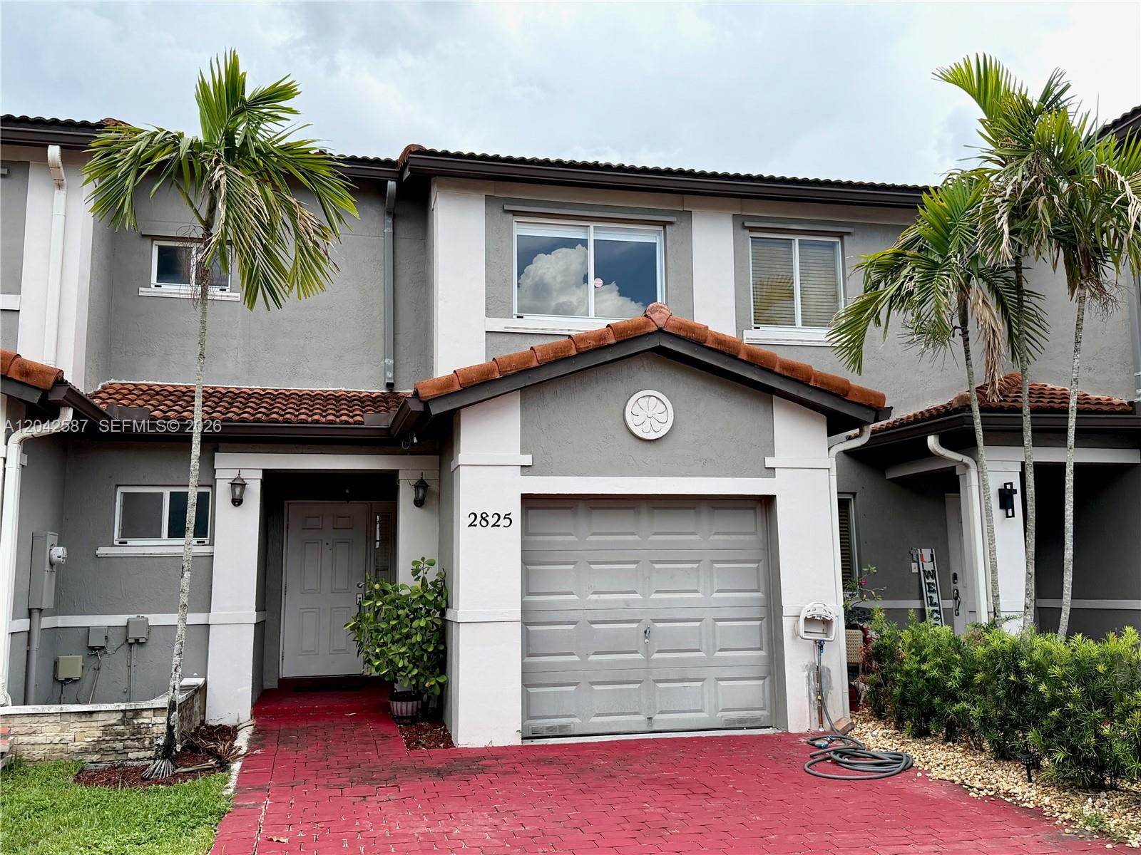 2825 Sw 127th Way Property Photo 1