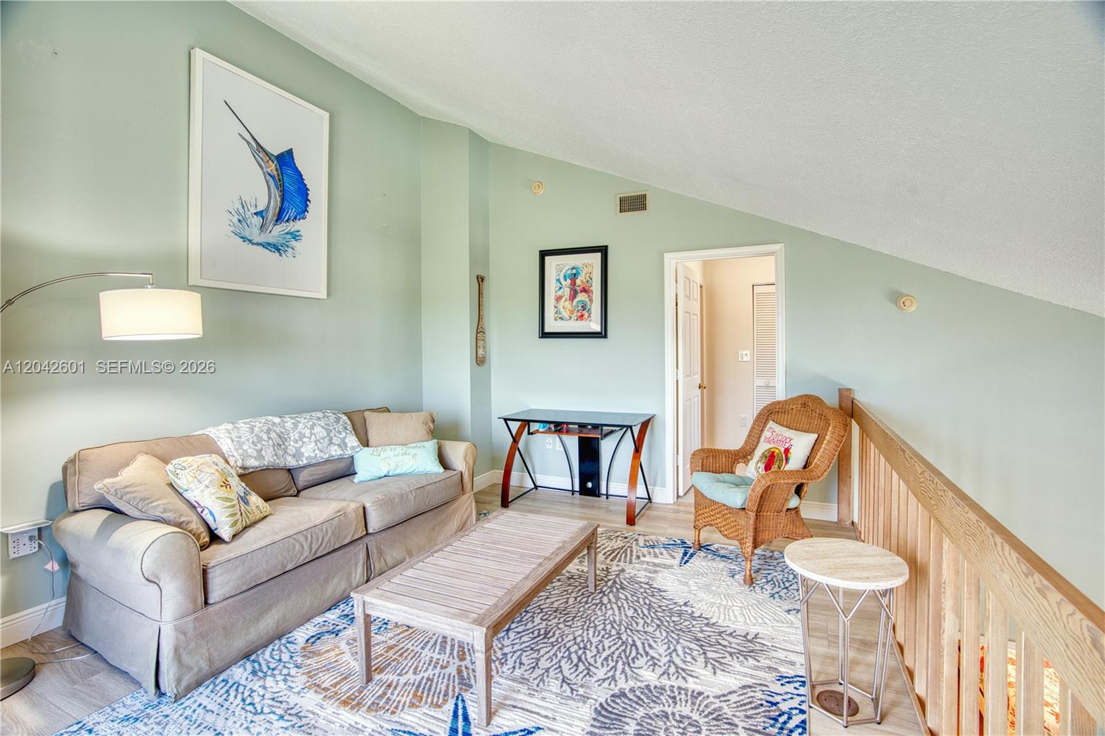 A12042601 Property Photo 13