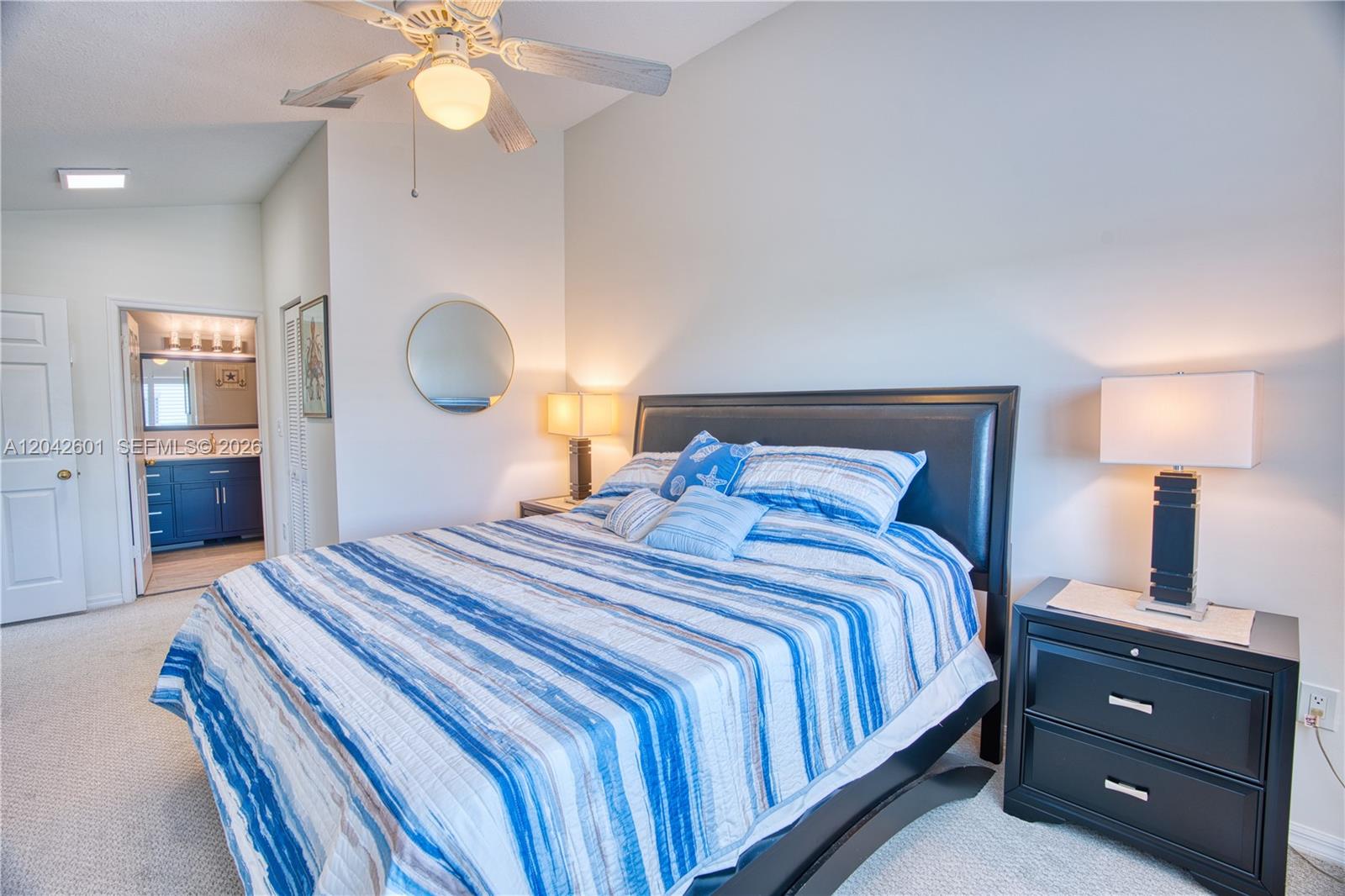 A12042601 Property Photo 18