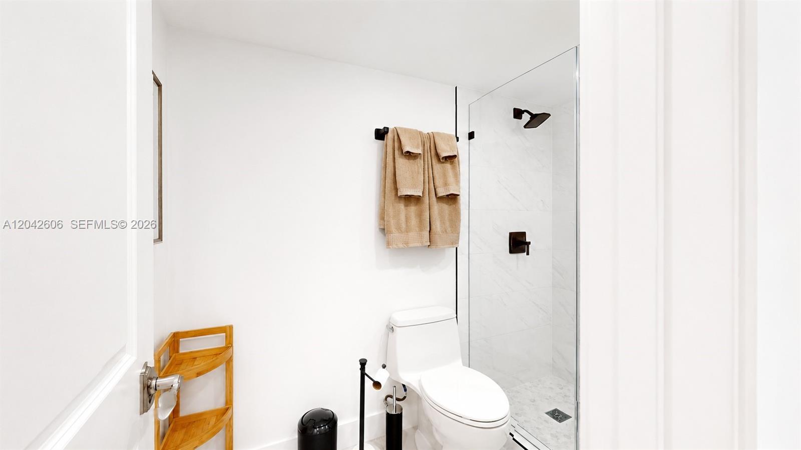 177 Ocean Lane Drive 213 Property Photo 13