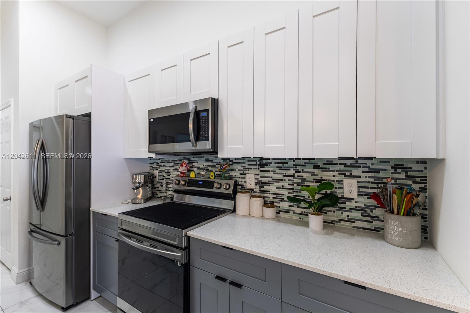 365 Ranier Avenue Property Photo 13