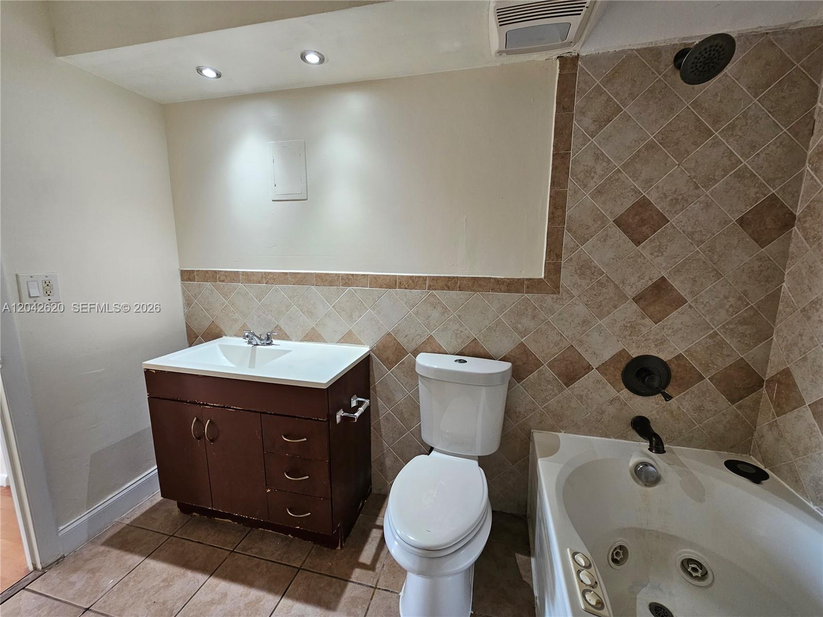 15600 Nw 7th Avenue 704 Property Photo 13