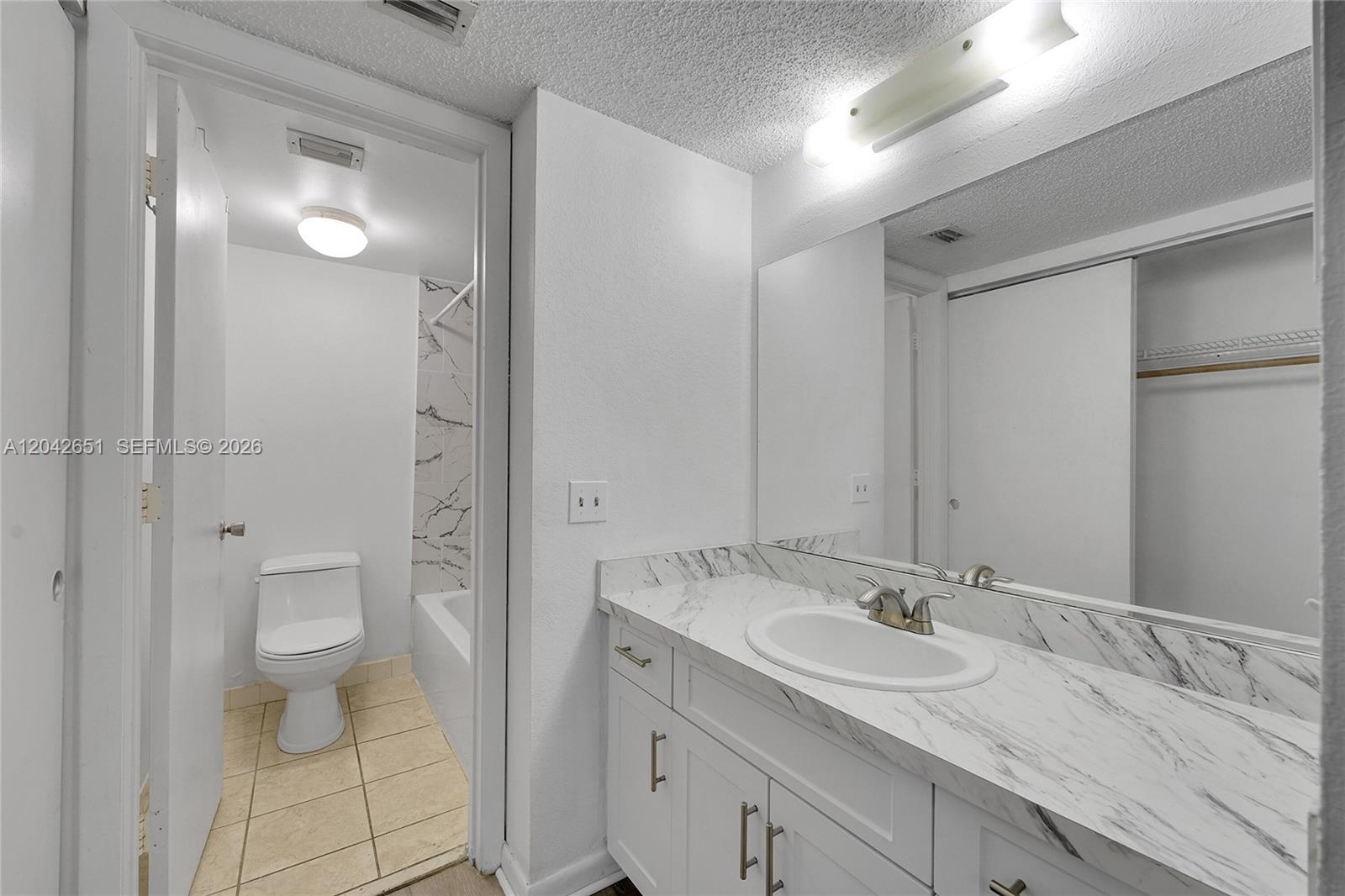 1200 Nw 87th Avenue 410 Property Photo 24