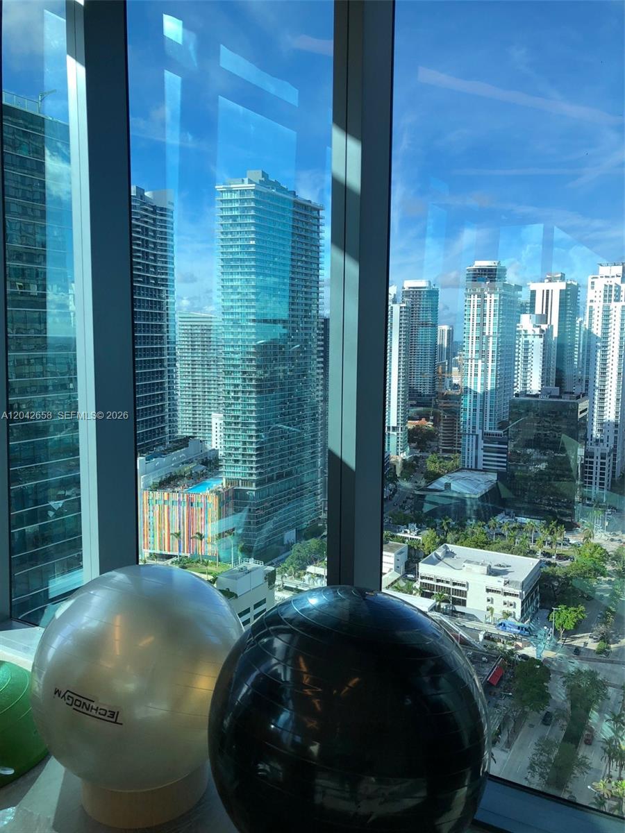 1451 Brickell Avenue 2103 Property Photo 23