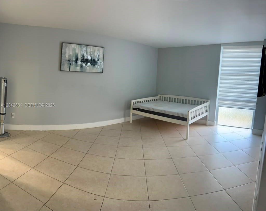 2350 Ne 135th Street 209 Property Photo 18