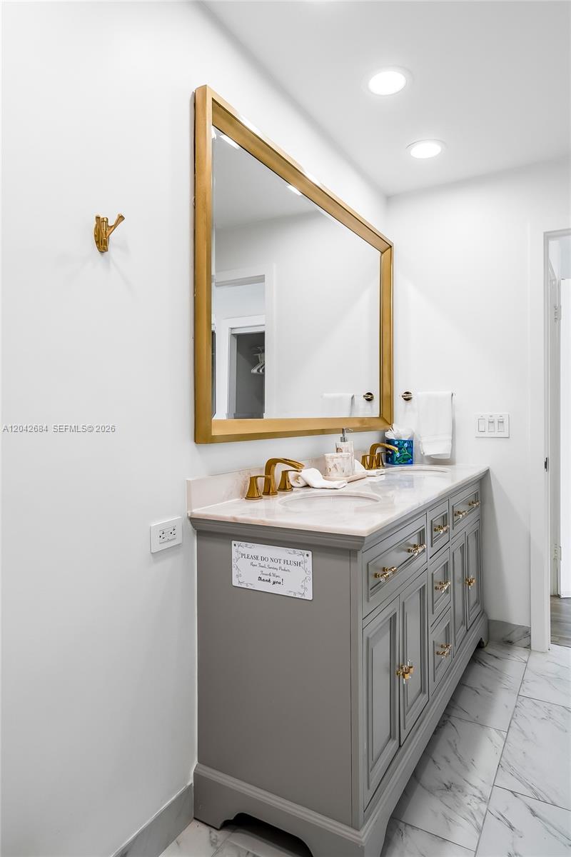 1301 Sw 10th Avenue 105 Property Photo 25